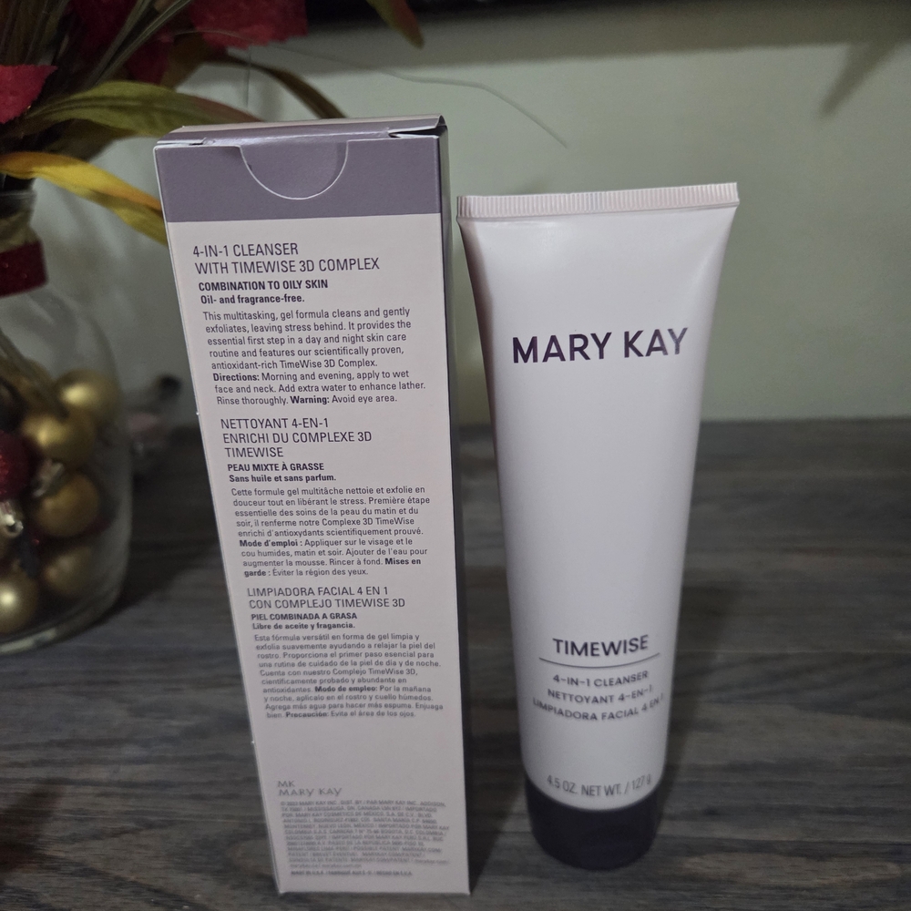 Mary Kay Timewise 4-in-1 Cleanser For Normal To Oily Skin (Purple)